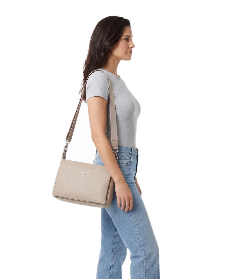 Mandarina Duck Mellow Leather Schultertasche warm taupe