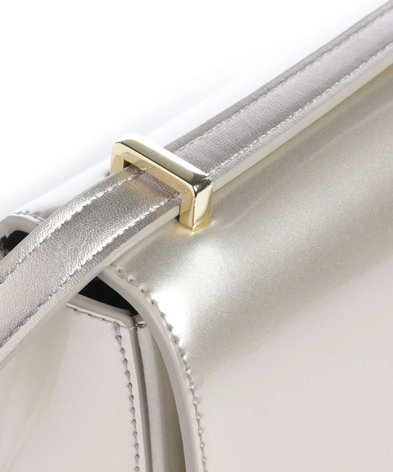Armani Exchange Amy M Schultertasche beige