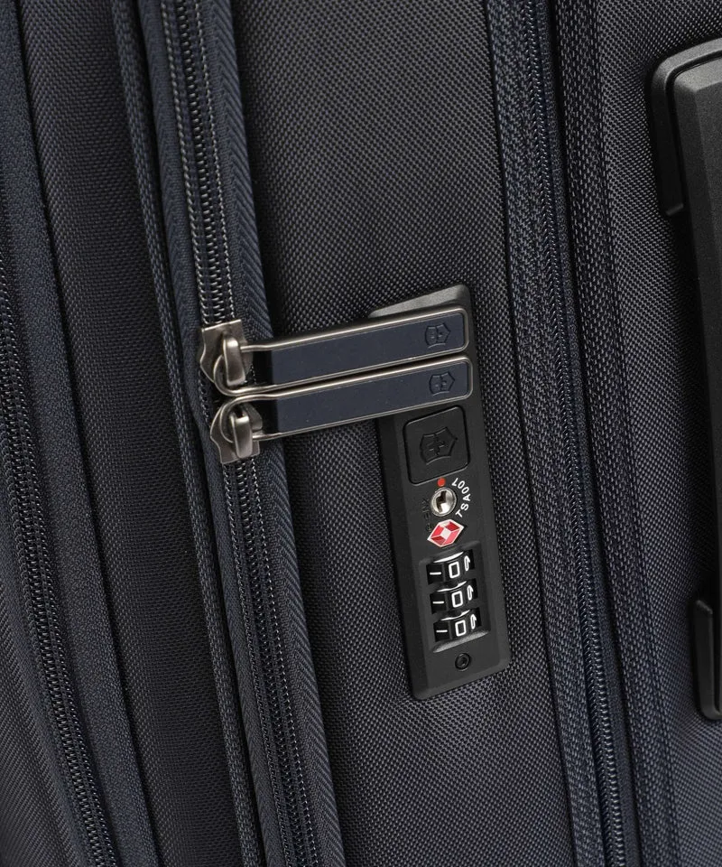 Victorinox Werks Traveler 7.0 FFQ 4-Rollen Trolley navy blue