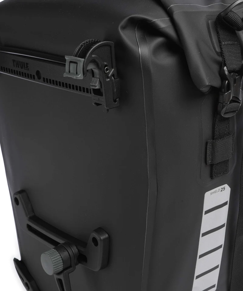 Thule Shield 25 Set Gepäcktasche black