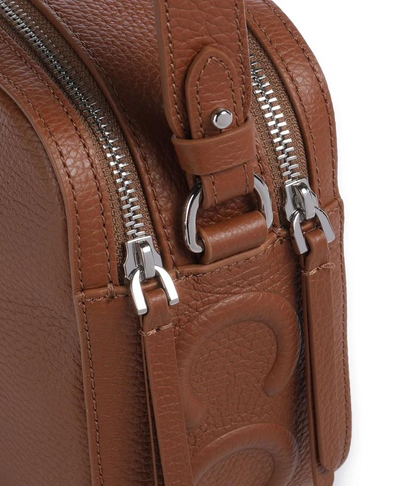 Coccinelle Myrtha Maxi Logo Umhängetasche cognac