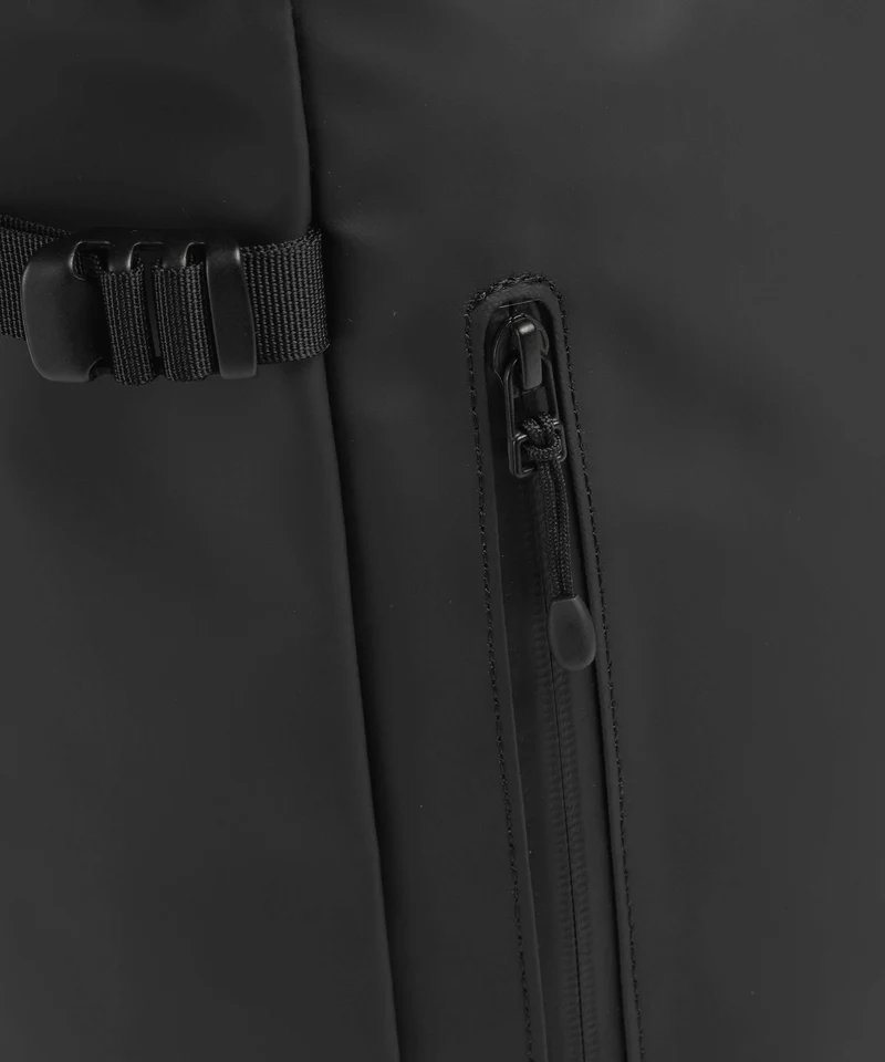 Sandqvist Stream M Rolltop Rucksack black