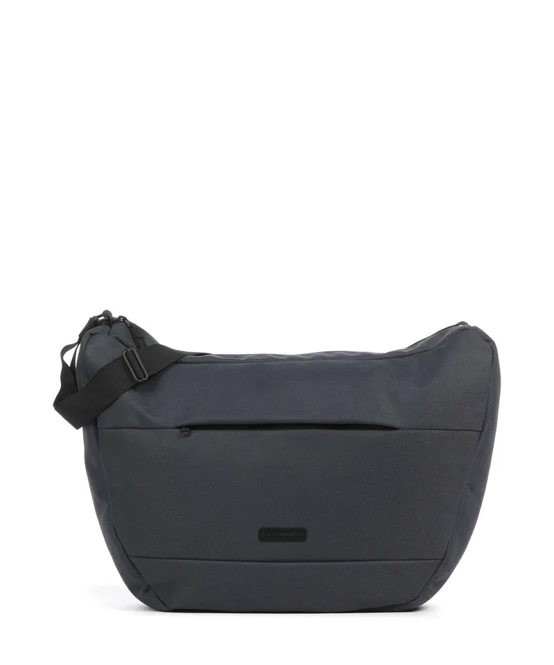Ucon Acrobatics Original Adam Medium Weekender dark navy