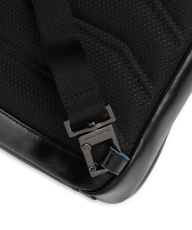 Piquadro Blue Square Slingbag nero
