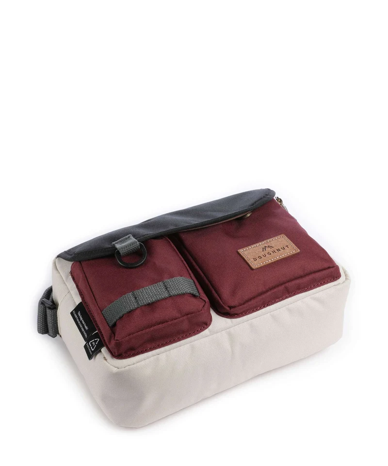 Doughnut Reborn Mission Lite Umhängetasche stone/wine