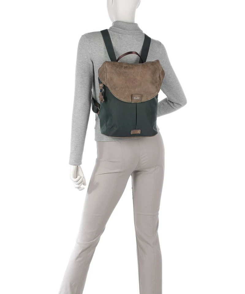 Zwei Olli O12 Rucksack pine