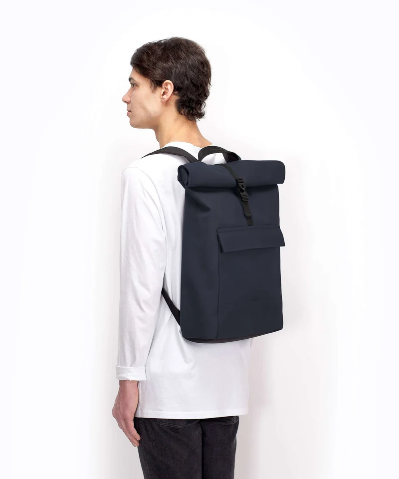Ucon Acrobatics Lotus Jasper Medium Rolltop Rucksack grape
