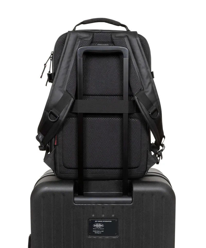 Eastpak Tecum M Rucksack cnnct top black