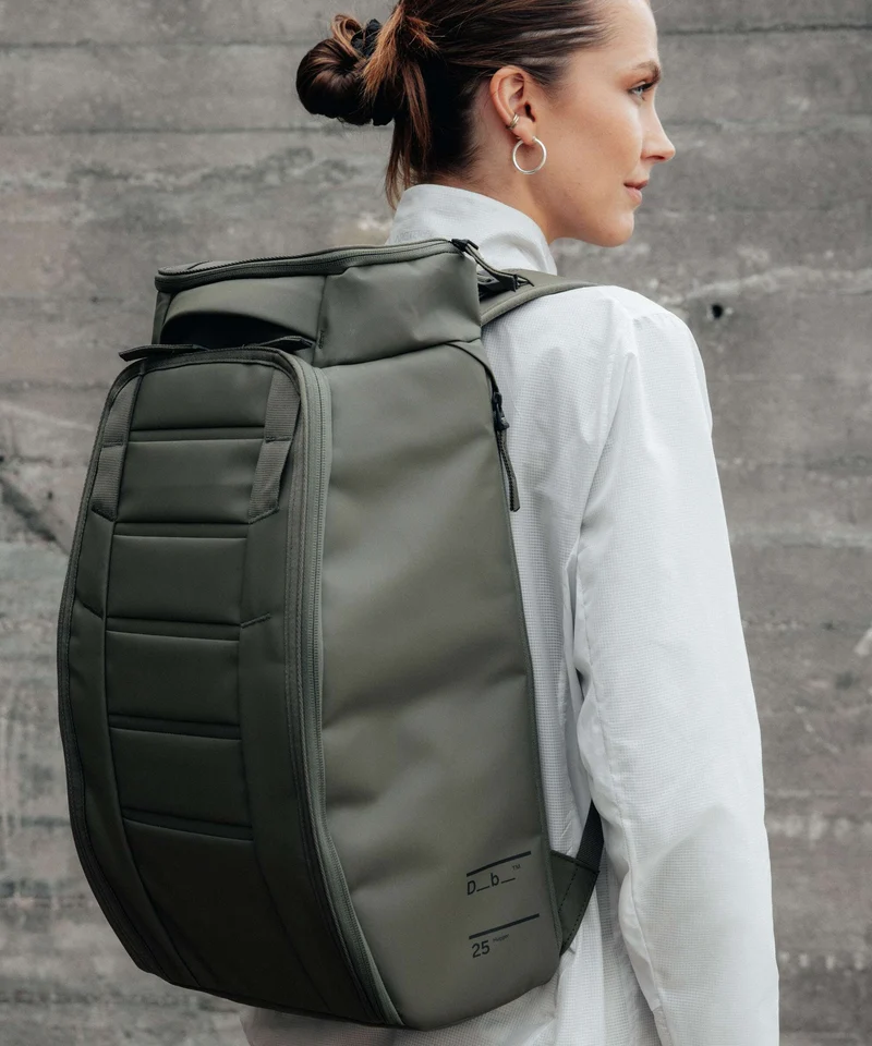 Db Hugger 25 Rucksack black out