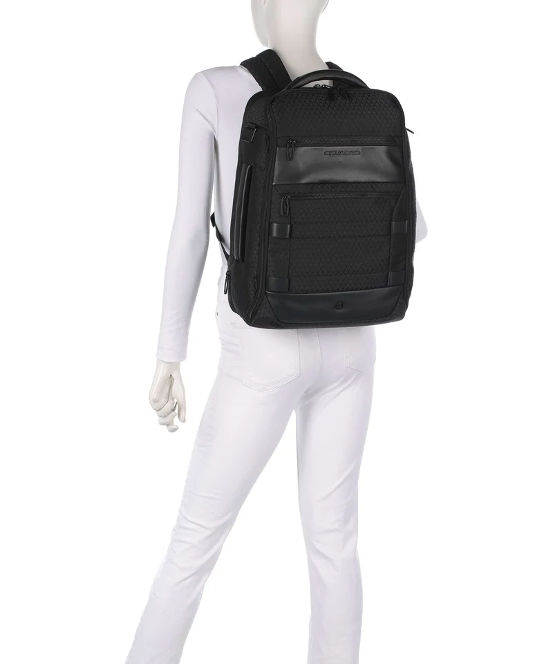 Piquadro W139 Reiserucksack nero
