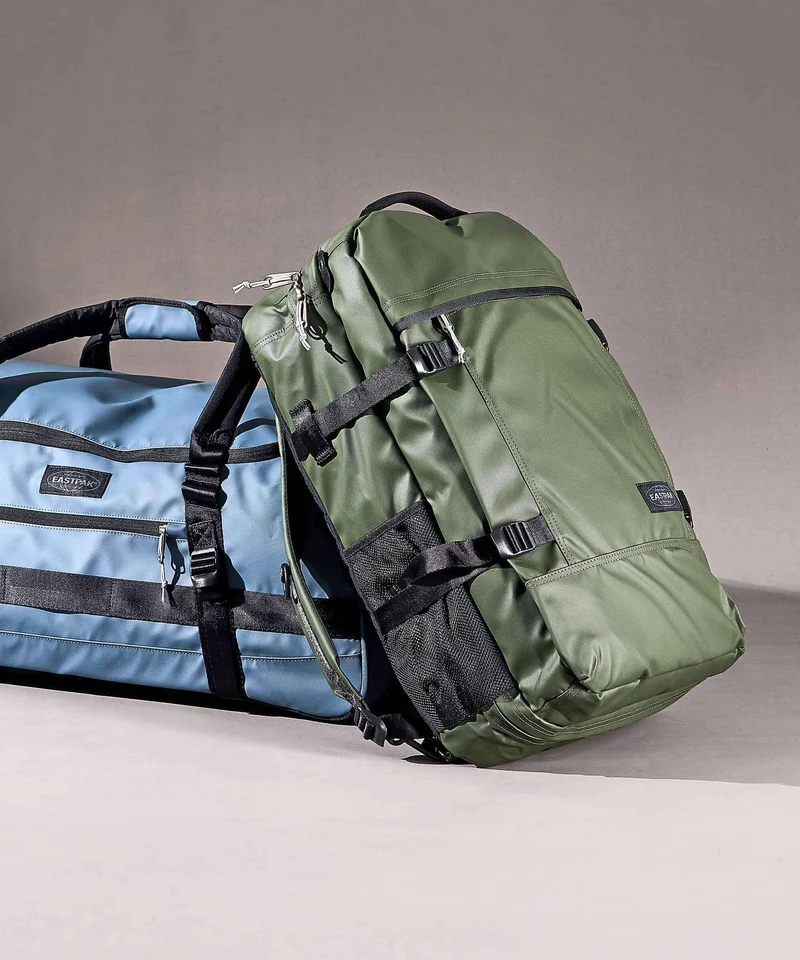 Eastpak Travelpack Reiserucksack tarp forest