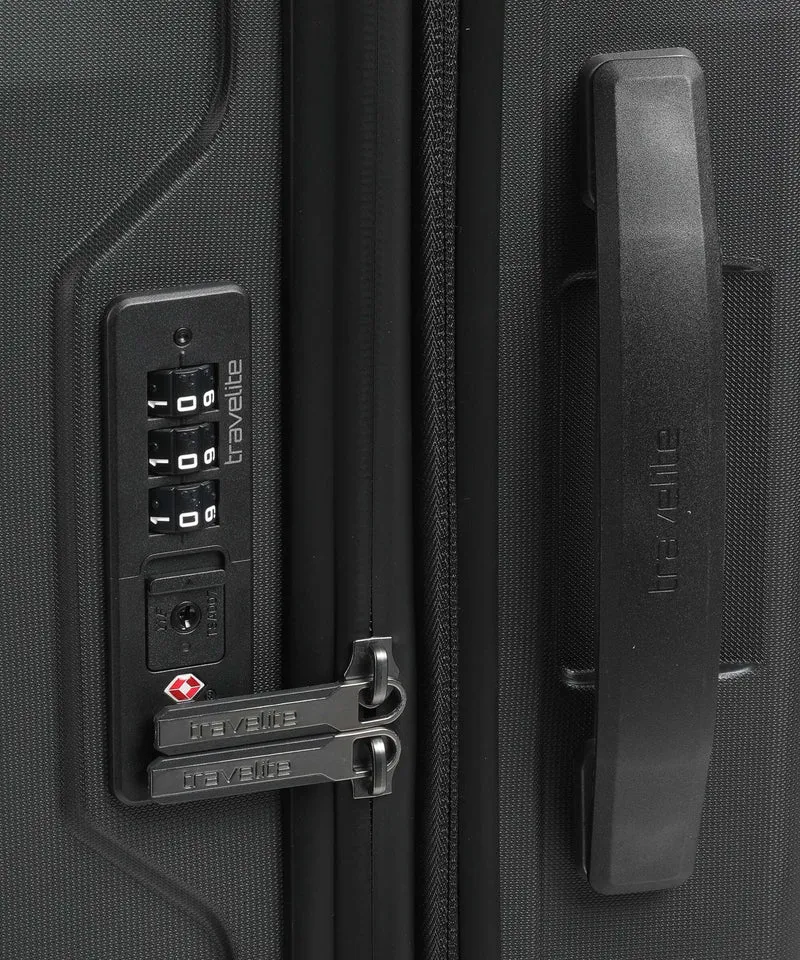 Travelite Elvaa M 4-Rollen Trolley schwarz