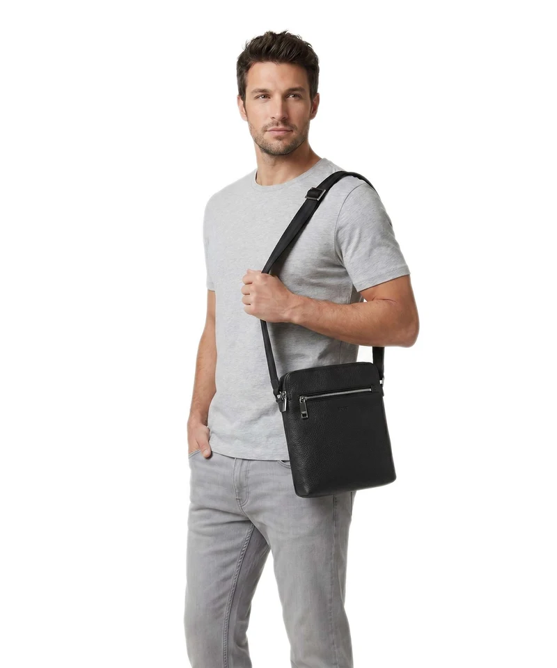 BOSS Crosstown Umhängetasche black