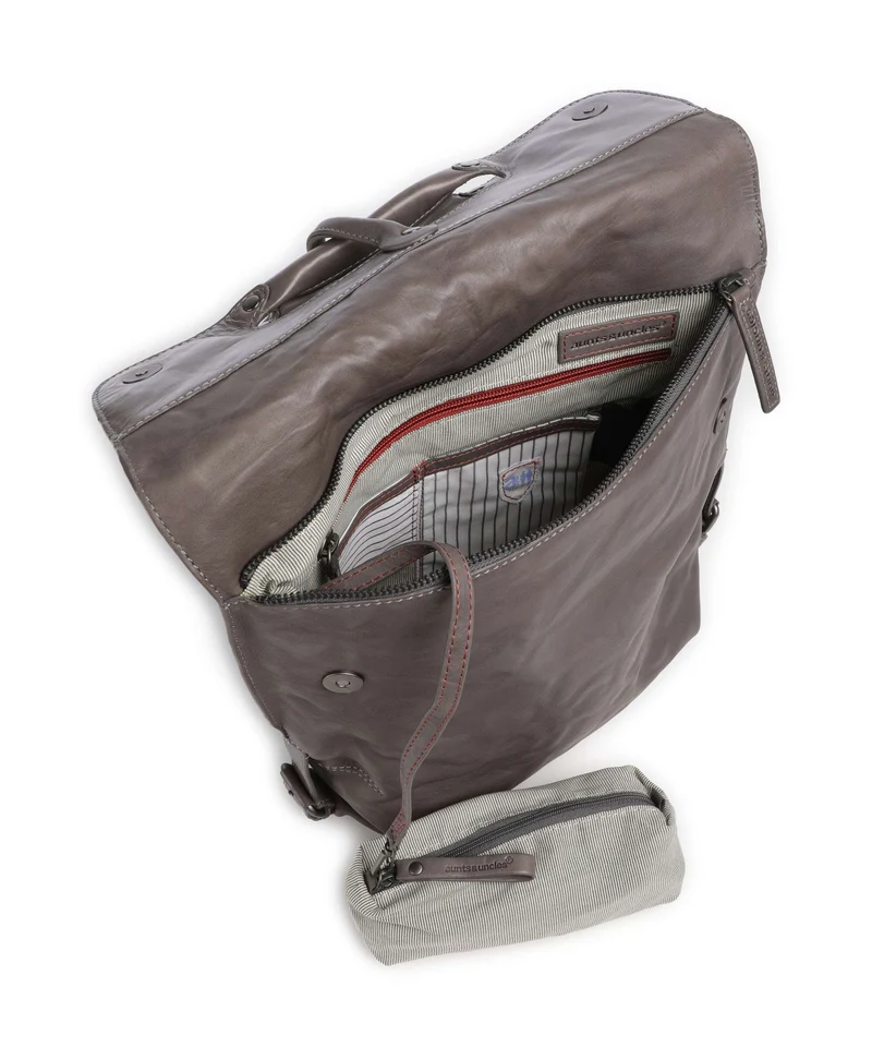 Aunts & Uncles Grandma's Luxury Club Mrs. Mince Pie Rucksack-Tasche oyster grey