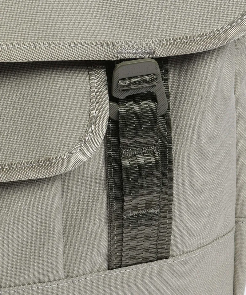 Chrome Midtown 20 Kuriertasche sage