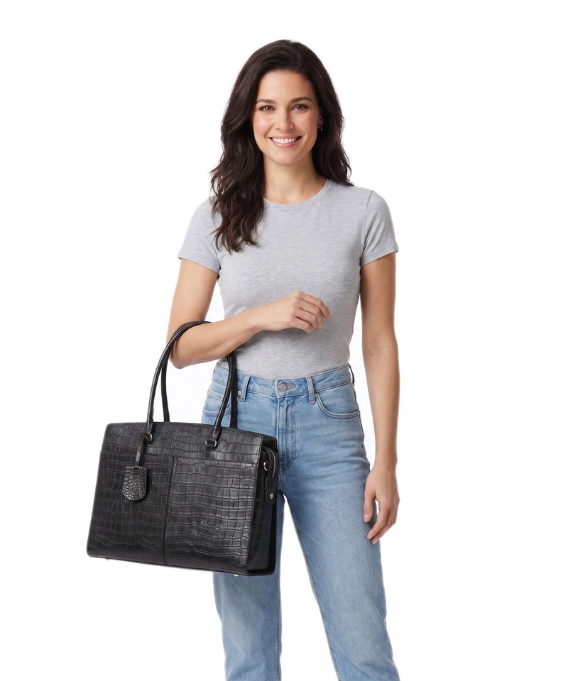 Burkely Cool Colbie Shopper bear black
