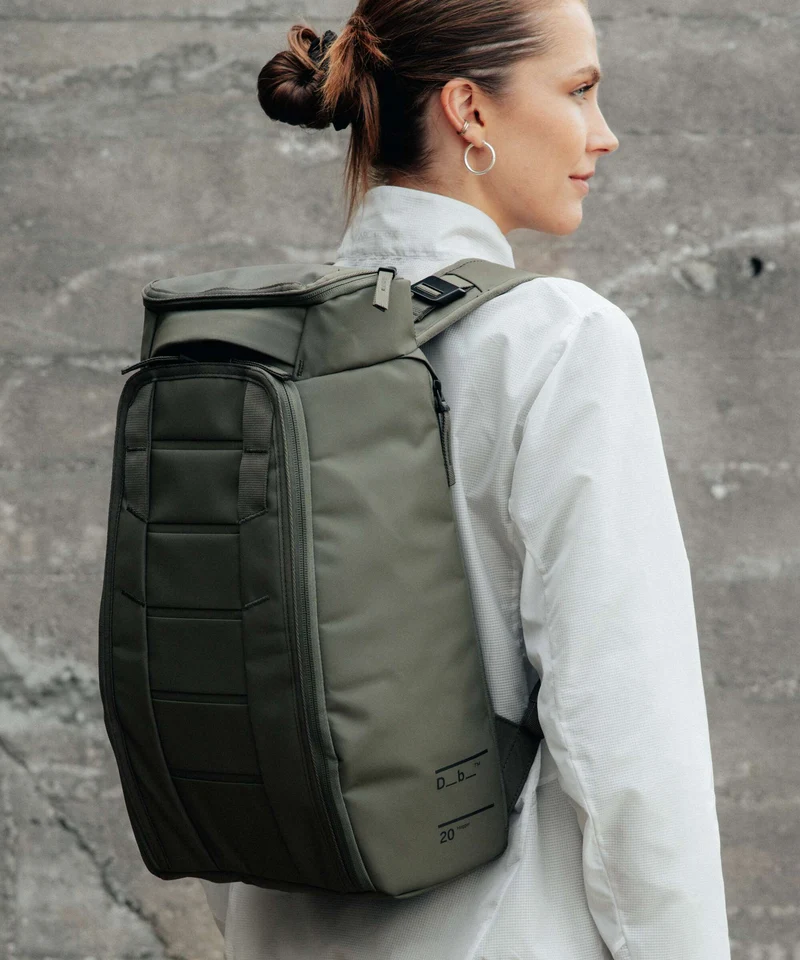 Db Hugger 20 Rucksack moss green